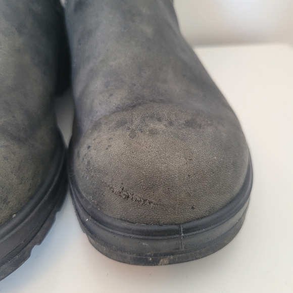 rustic black classic blundstones - Picture 5 of 6